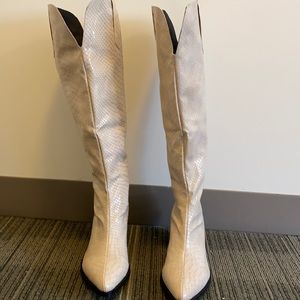 Croco Knee-high boots -BEIGE